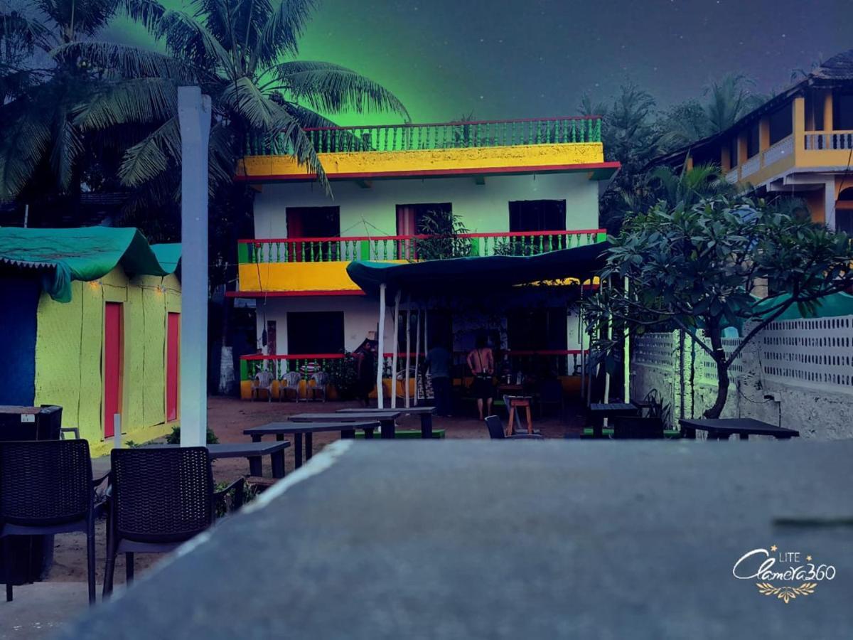 Rasta Mansion Beach Hostel And Rooms Arambol Ngoại thất bức ảnh