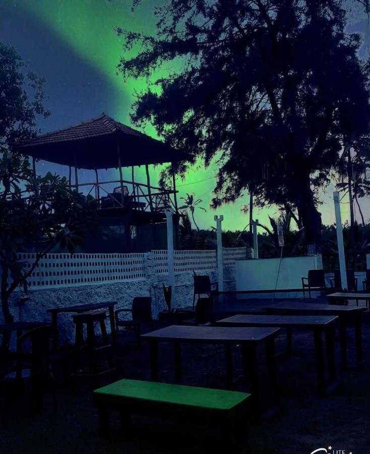 Rasta Mansion Beach Hostel And Rooms Arambol Ngoại thất bức ảnh