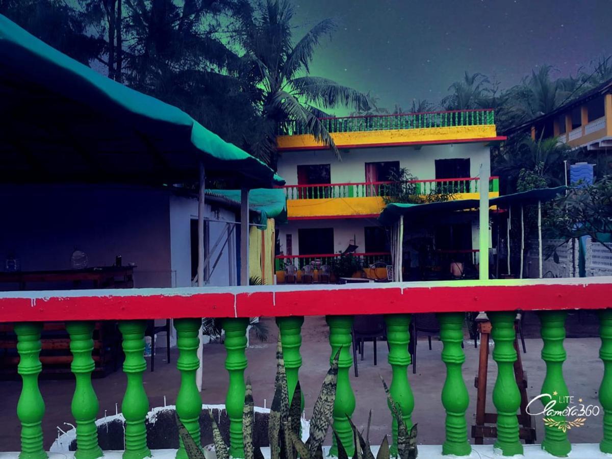 Rasta Mansion Beach Hostel And Rooms Arambol Ngoại thất bức ảnh